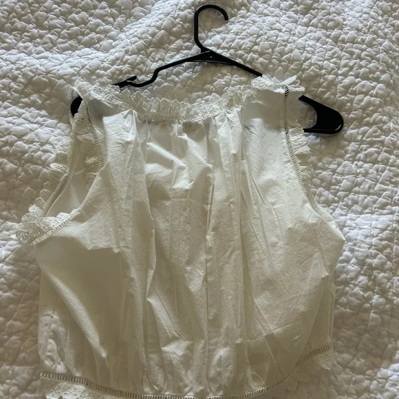 Doen Traveler Top - Picture 3 of 4